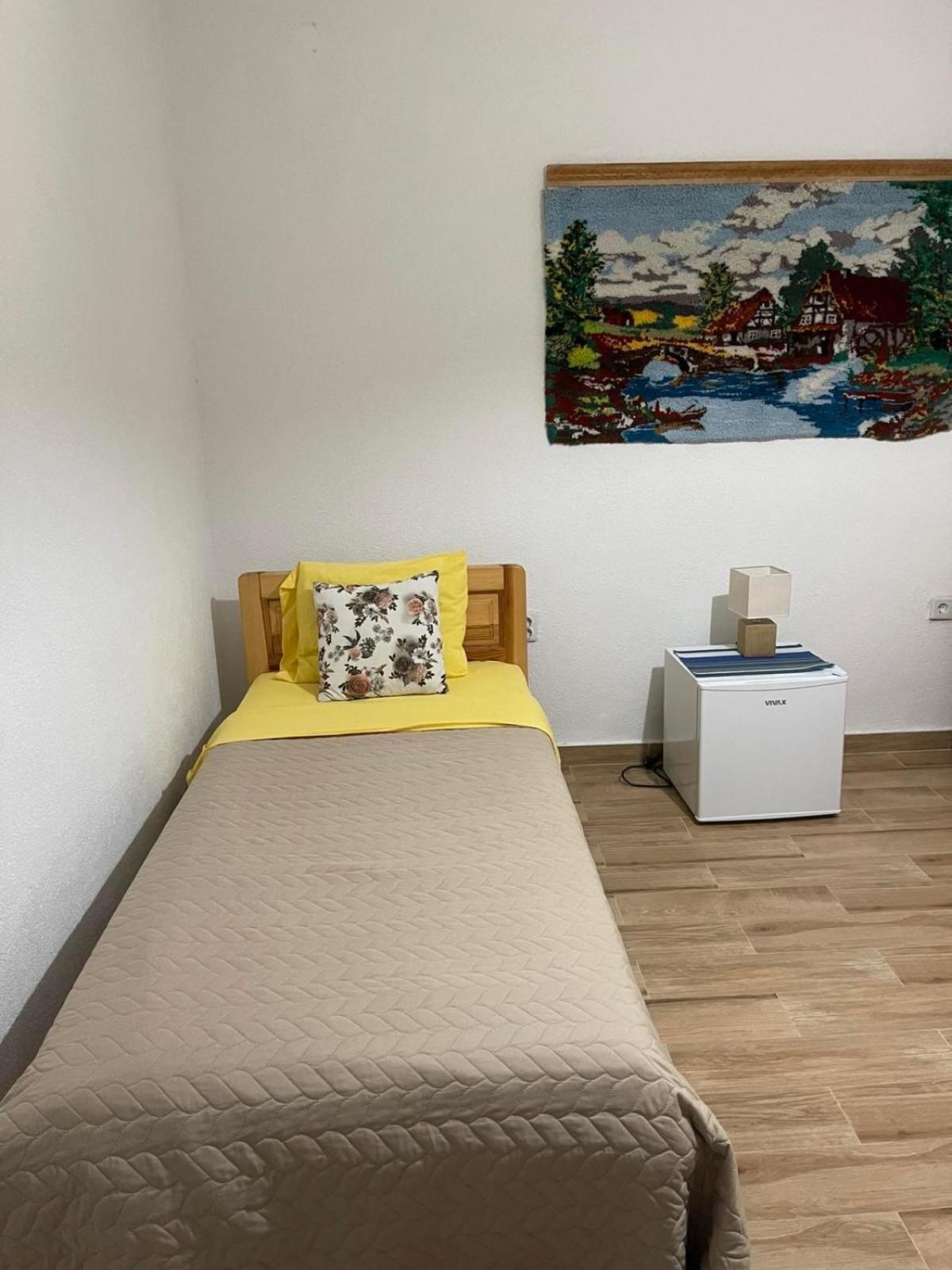 Bed and Breakfast Visitor Yard Плав Экстерьер фото